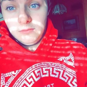 Meet your Posher, Raymond